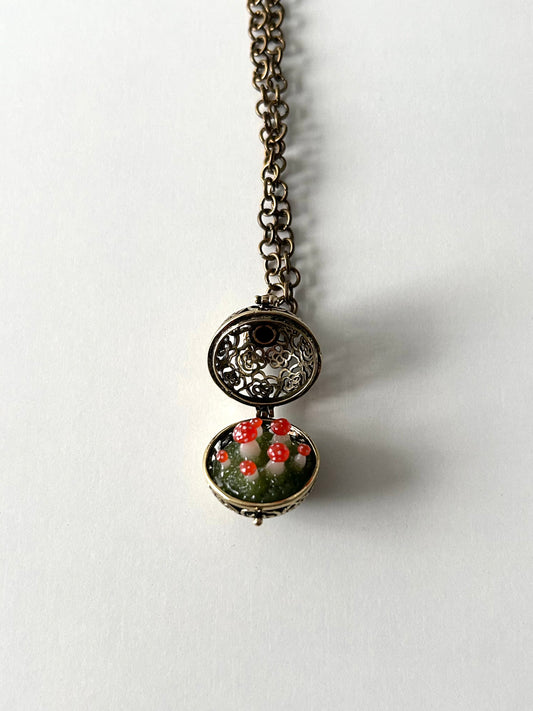 ⋆🌿˚🍄໑🌱. mushroom meadow locket .🌱໑🍄˚🌿⋆